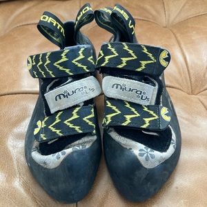 SOLD 🚫La Sportiva Muira VS Climbing Shoe 36.5